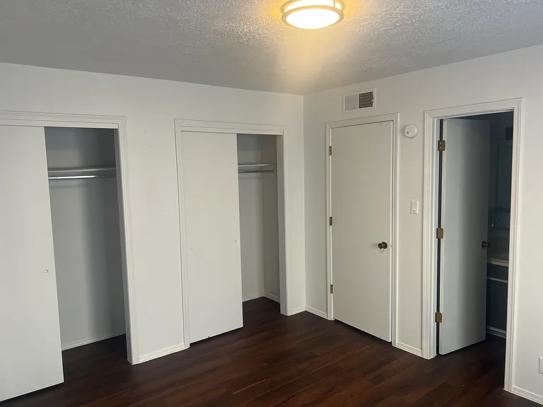 Just Renovated 2 Bed / 2 Bath Tucked Back in a Queit Foothills 4-Plex — Photo 26