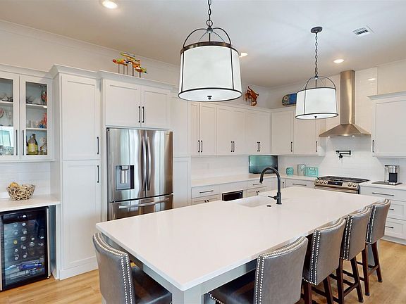 4th image of 13813 Red Drum Ct