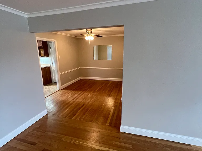 7201 Hampton Ave #2S — Photo 6