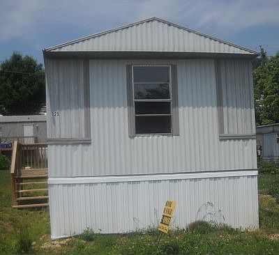 1st image of 359 Barnett Dr
