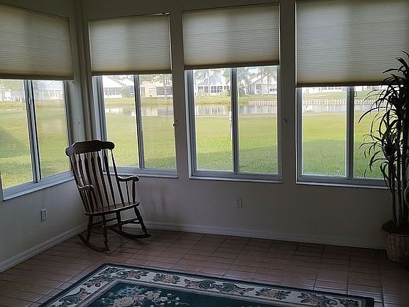 2nd image of 462 Plantation Dr