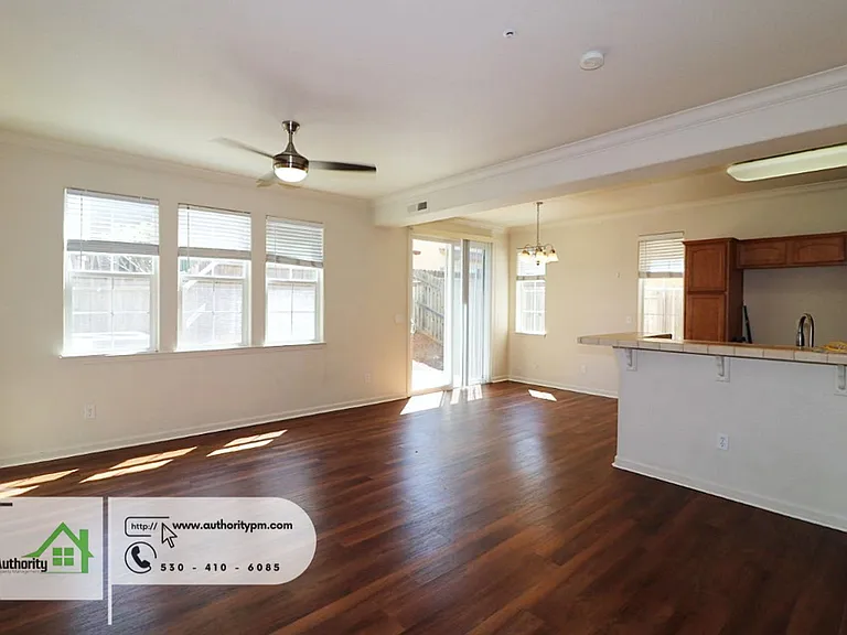 2359 Shining Star Way — Photo 4