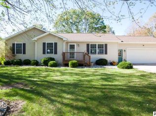 1636 S Parma Rd, Parma, MI 49269