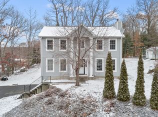 356 Tiffany Ln, Bristol, CT 06010