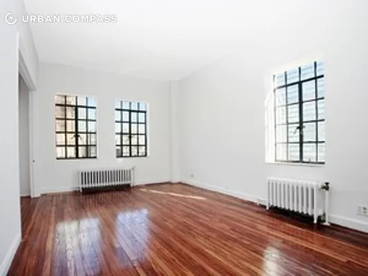 Sold by Compass | media 7