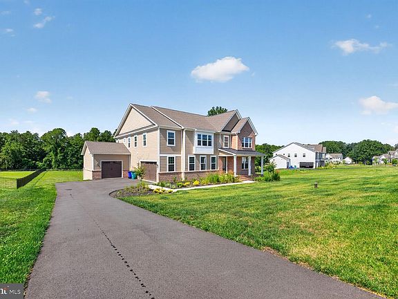 4th image of 14644 Seneca Farm Ln