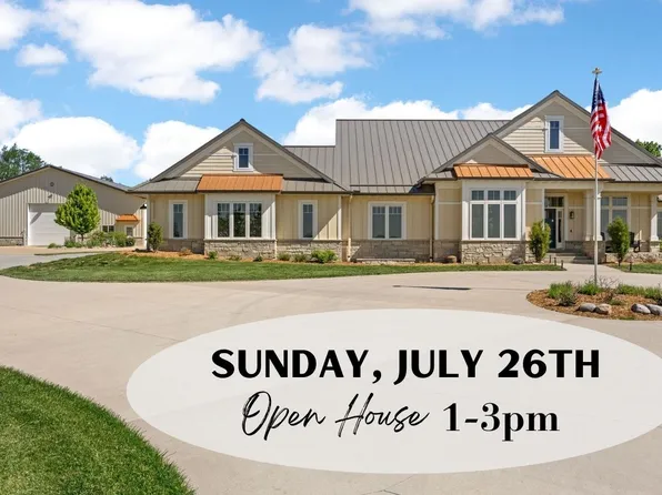 4210 Wright Brothers Blvd E, Ely, IA 52227