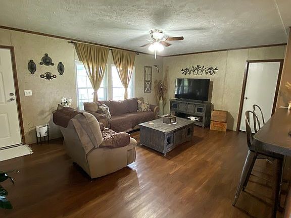 4th image of 1003 Cajun Dr