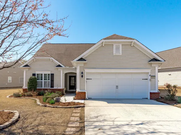 828 Gillinder Pl, Cary, NC 27519