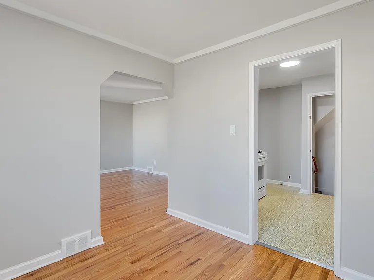 357 Emmons Blvd — Photo 11