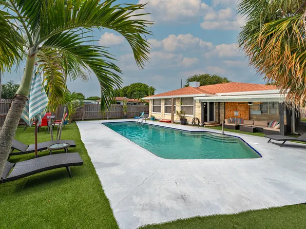 1202 N K Street, Lake Worth Beach, FL 33460