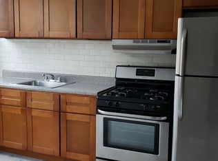 34-45 42nd St #2, Long Island City, NY 11101