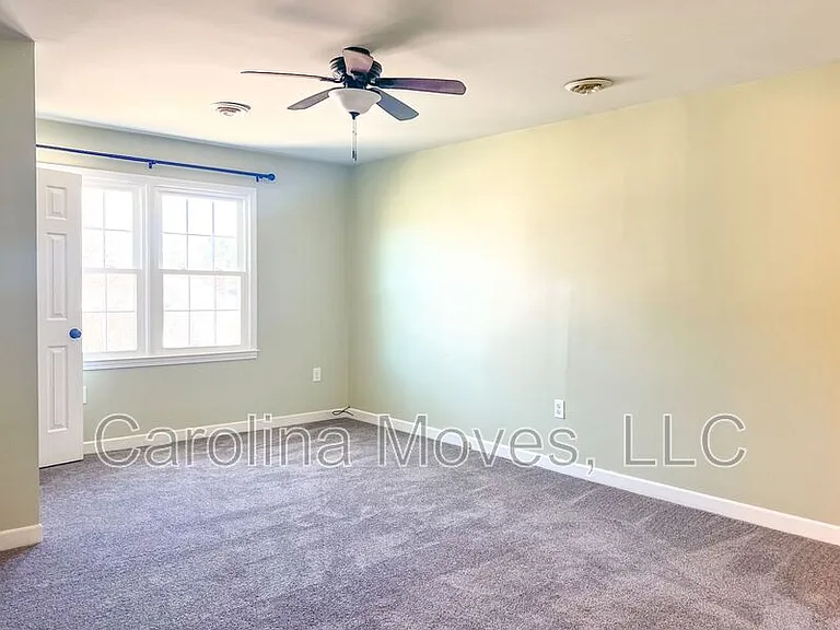 206 Manassas Dr — Photo 12