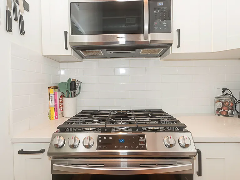 1727 S Indiana Ave #316 — Photo 5