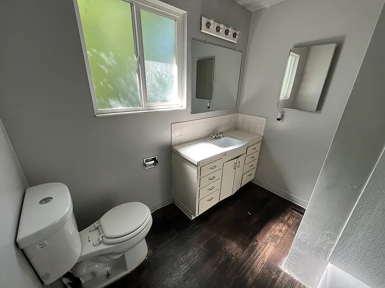 1131 W Arapahoe Ave — Photo 6