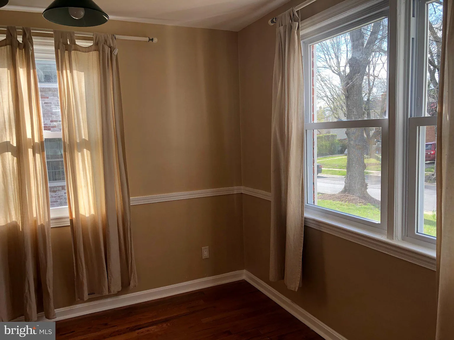 3 bed, 2.5 bath, 1440 sqft, $3,250 — Photo 4