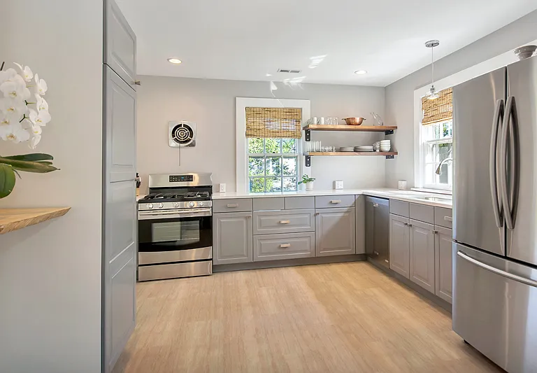 727 Hinton Ave — Photo 15