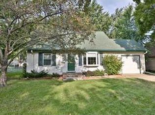 9236 3rd Ave S, Bloomington, MN 55420