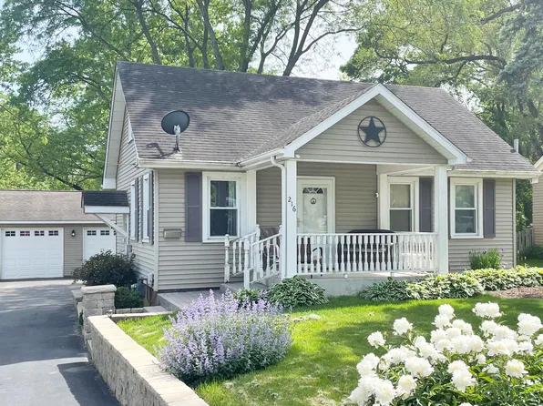 216 Ash St, New Lenox, IL 60451