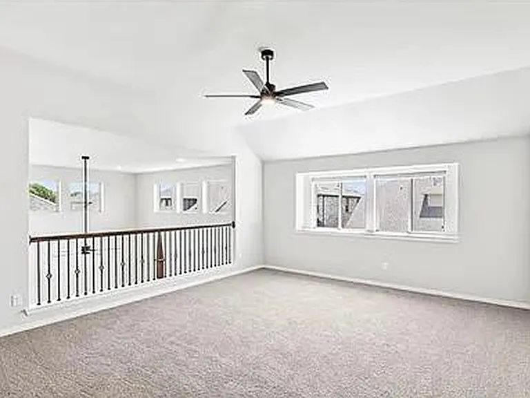 1012 Ridgehurst Rd — Photo 15