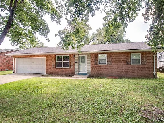 2nd image of 2604 Angela Dr