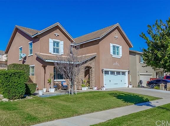 2nd image of 18020 Sweet Bay Ln