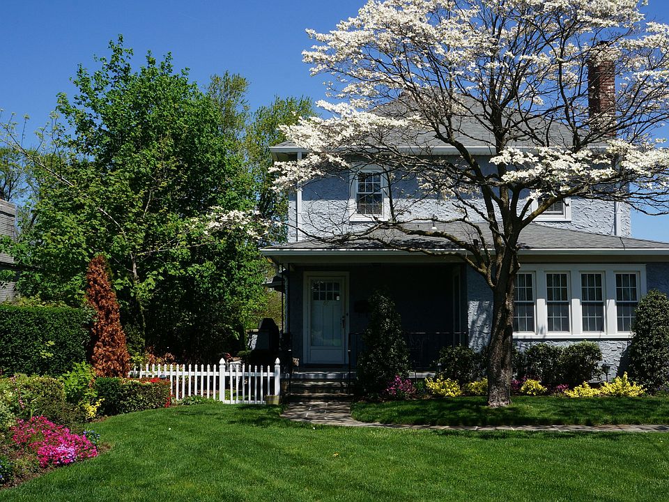 1st image of 87 Highland Ave