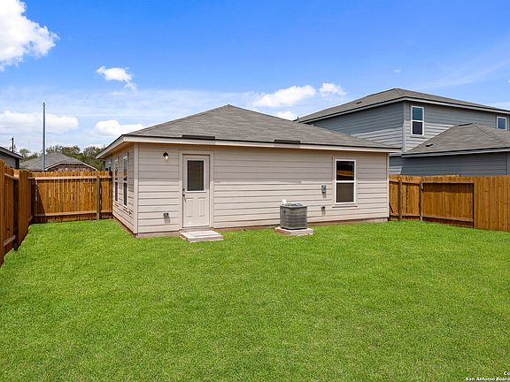 4th image of 4030 Belby Fields