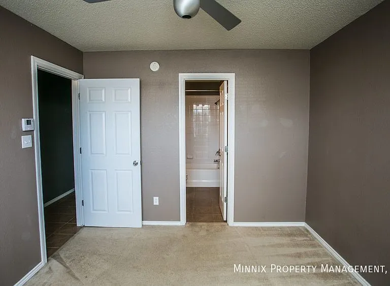 2101 Main St #1 — Photo 27