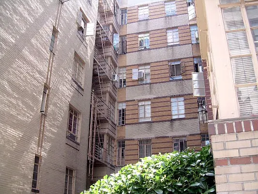 Rented by Sovereign Associates | media 33