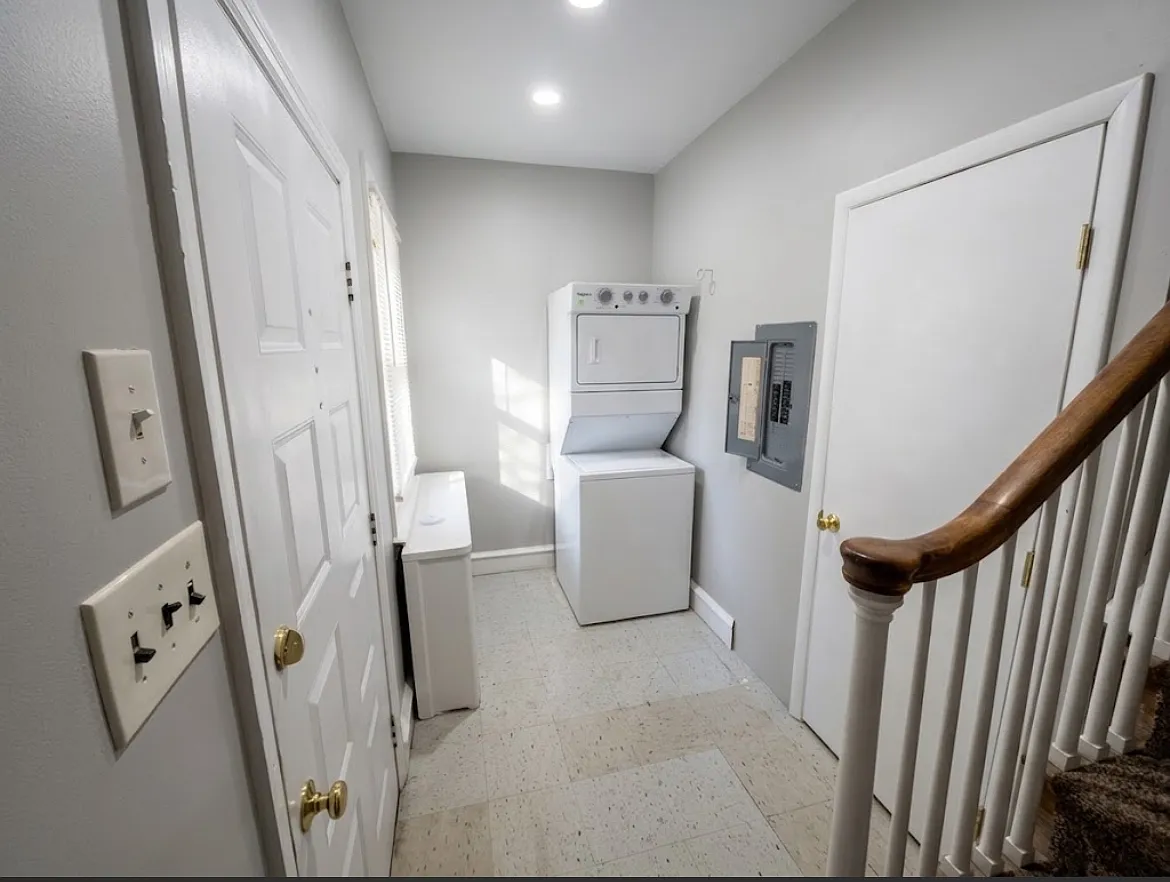 2 bed, 1200 sqft, $1,850 — Photo 3