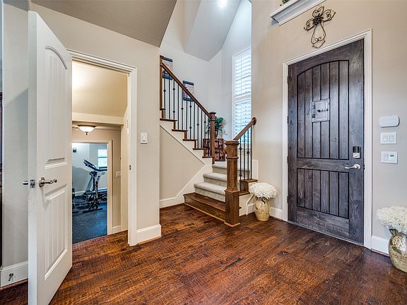 4th image of 11124 Berkeley Hall Ln