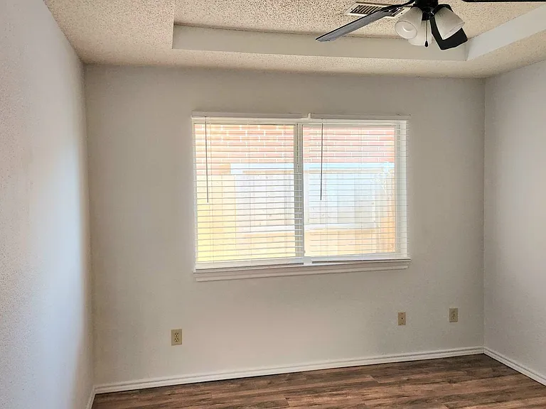 465 El Rio Dr — Photo 24