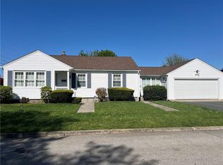 5 2nd St, Pawtucket, RI 02861