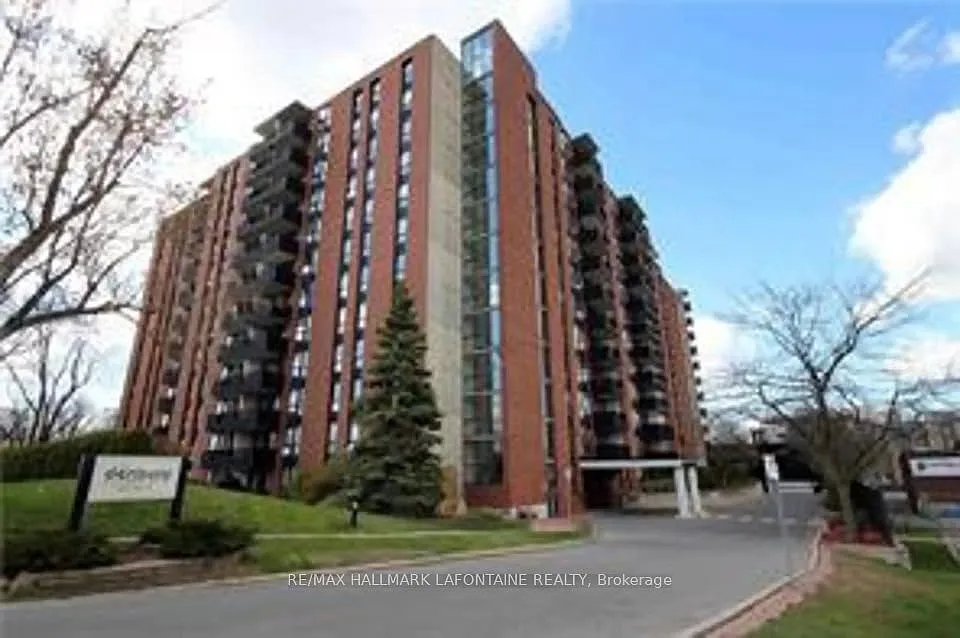 2951 Riverside Dr #812
