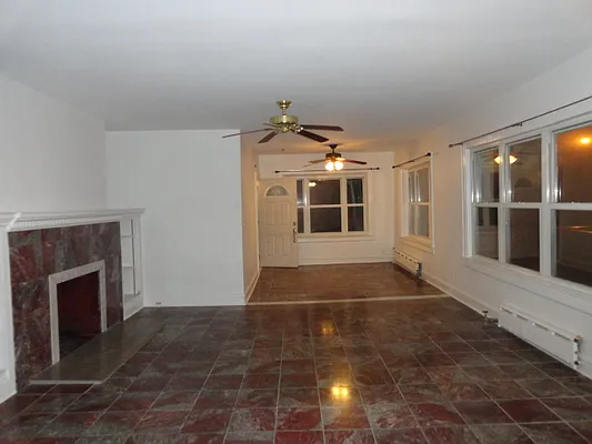 Rented by Halvatzis Realty | media 3