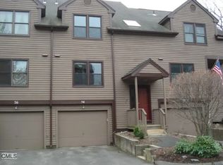 24 Overlook Dr, Monroe, CT 06468