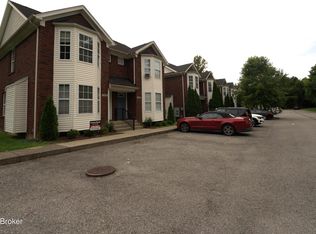 11530 Bellewood Garden Ct, Louisville, KY 40223