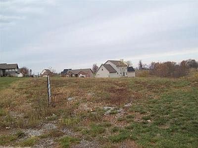 2nd image of 1109 N Deepwood Ct #26