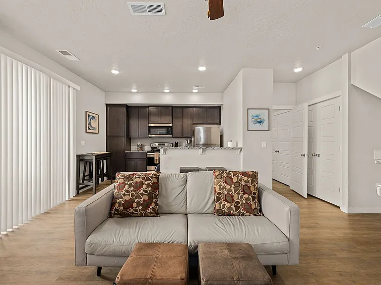 7356 N Lucy Rose Ln #101 — Photo 4
