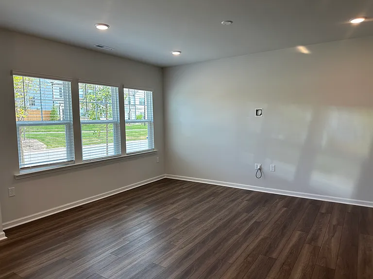 417 Parker Station Ave — Photo 8