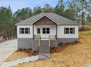 20 Shadow Cove Ln, Trussville, AL 35173