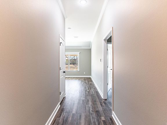 4th image of 59 Birchwood Dr
