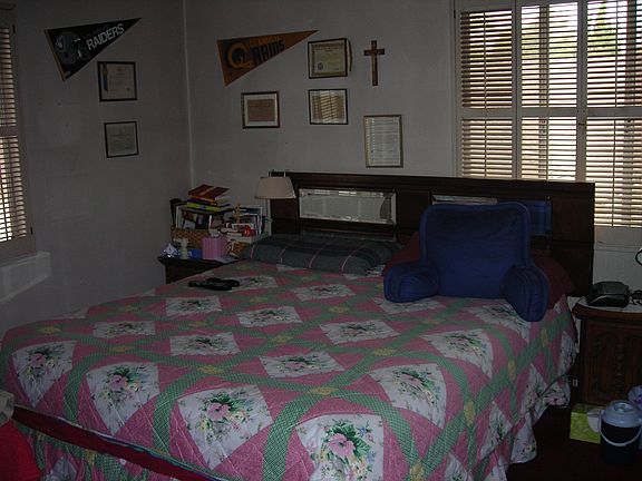 4th image of 4974 W 59th St