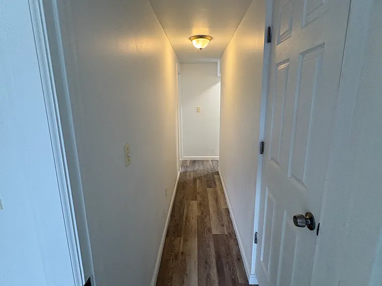 617 Pine Hill St #1 — Photo 20