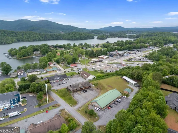 1 Big Sky Dr, Hiawassee, GA 30546