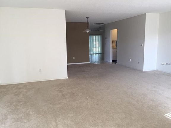 2nd image of 1812 Butterfly Pl