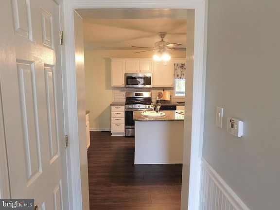 4th image of 1831 Londontowne Cir