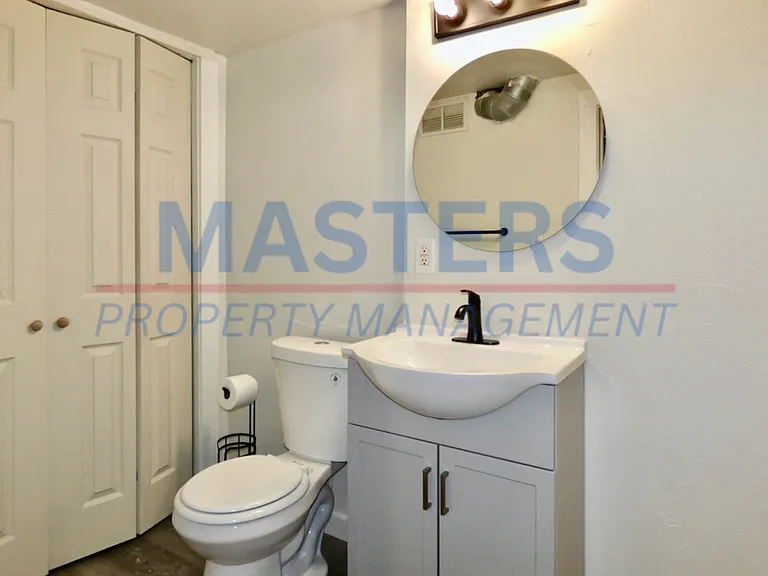 926 Searles Rd — Photo 8