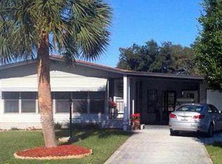 1722 Hilton Head Blvd, Lady Lake, FL 32159